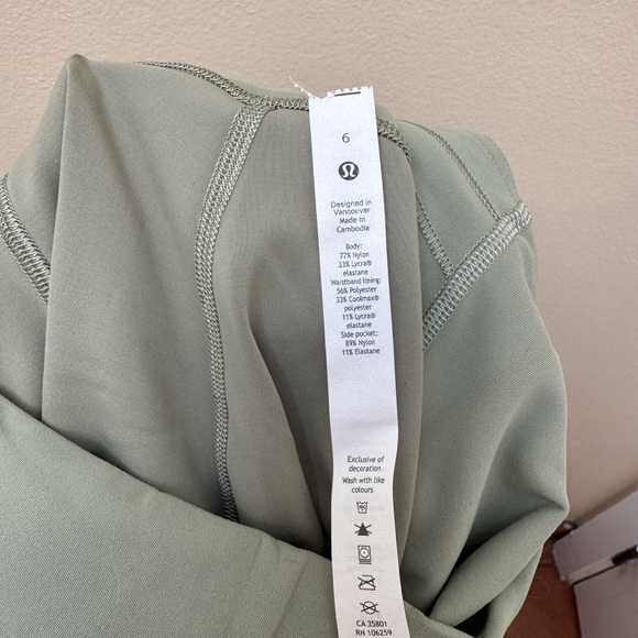 Lululemon Women's High-Waisted wunder train with pockets 25 inch brand nwot - Picture 4 of 7